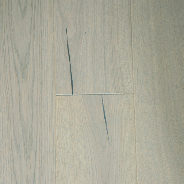 Hrast Avoriaz Natural Grey — četkan, mat lak